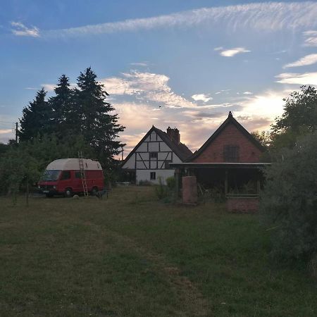 Fischerhaus Galenbeck Bed and Breakfast Exterior foto