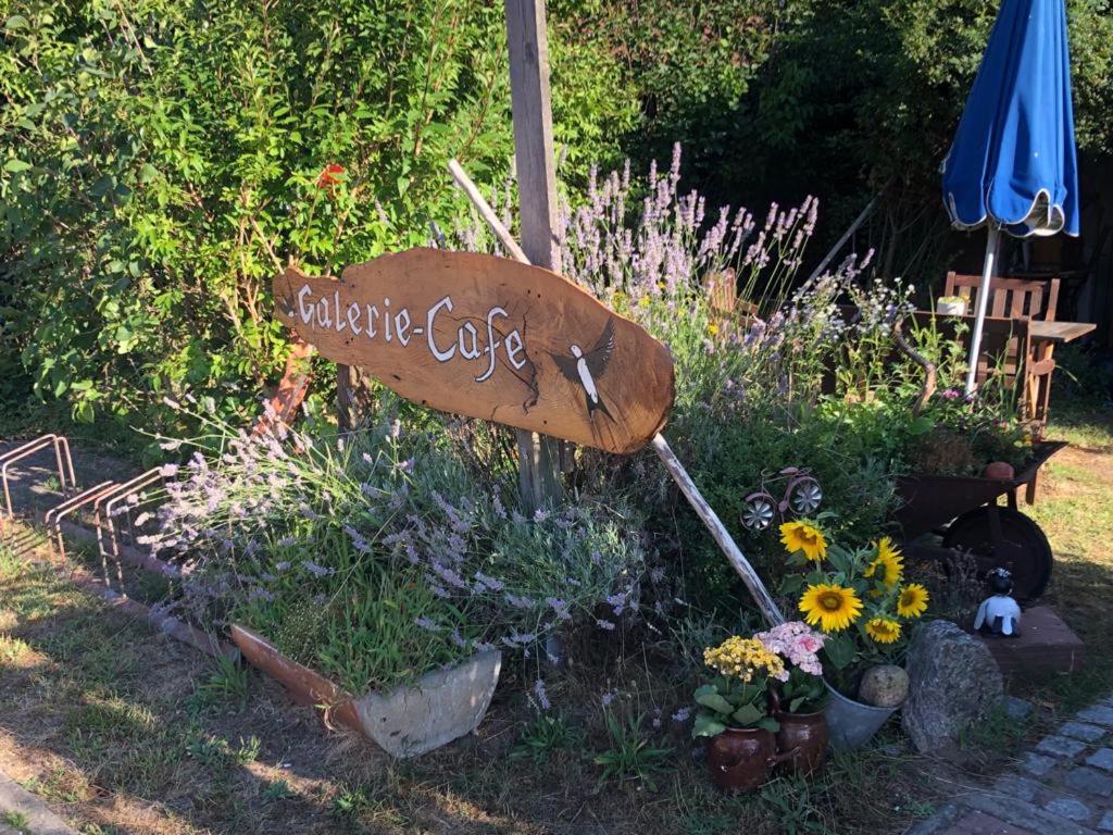 Fischerhaus Galenbeck Bed and Breakfast Exterior foto