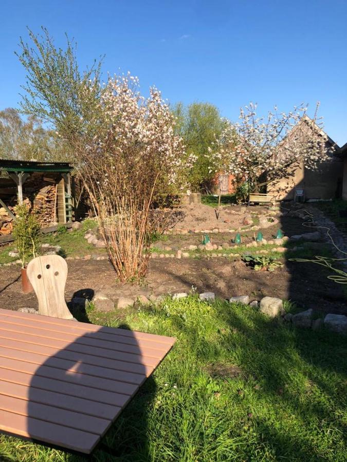 Fischerhaus Galenbeck Bed and Breakfast Exterior foto